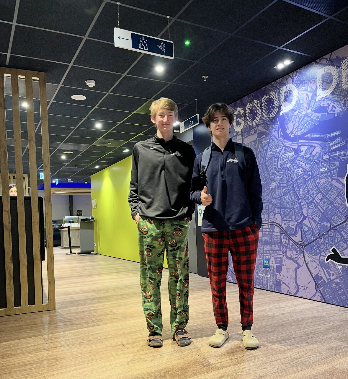 Amsterdam.1.png (2.64 MB)