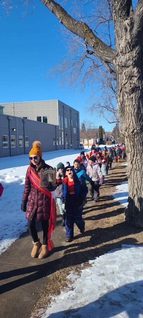 IMG_5941.JPG (185 KB)